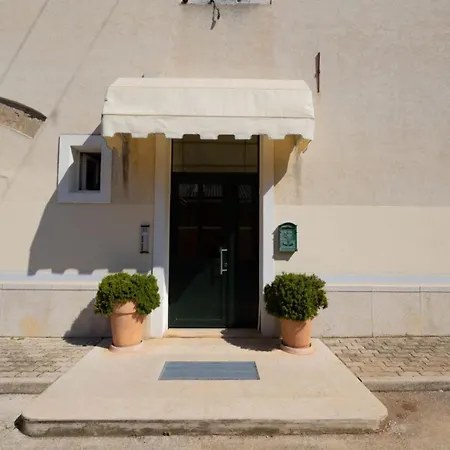 Διαμέρισμα Maria *